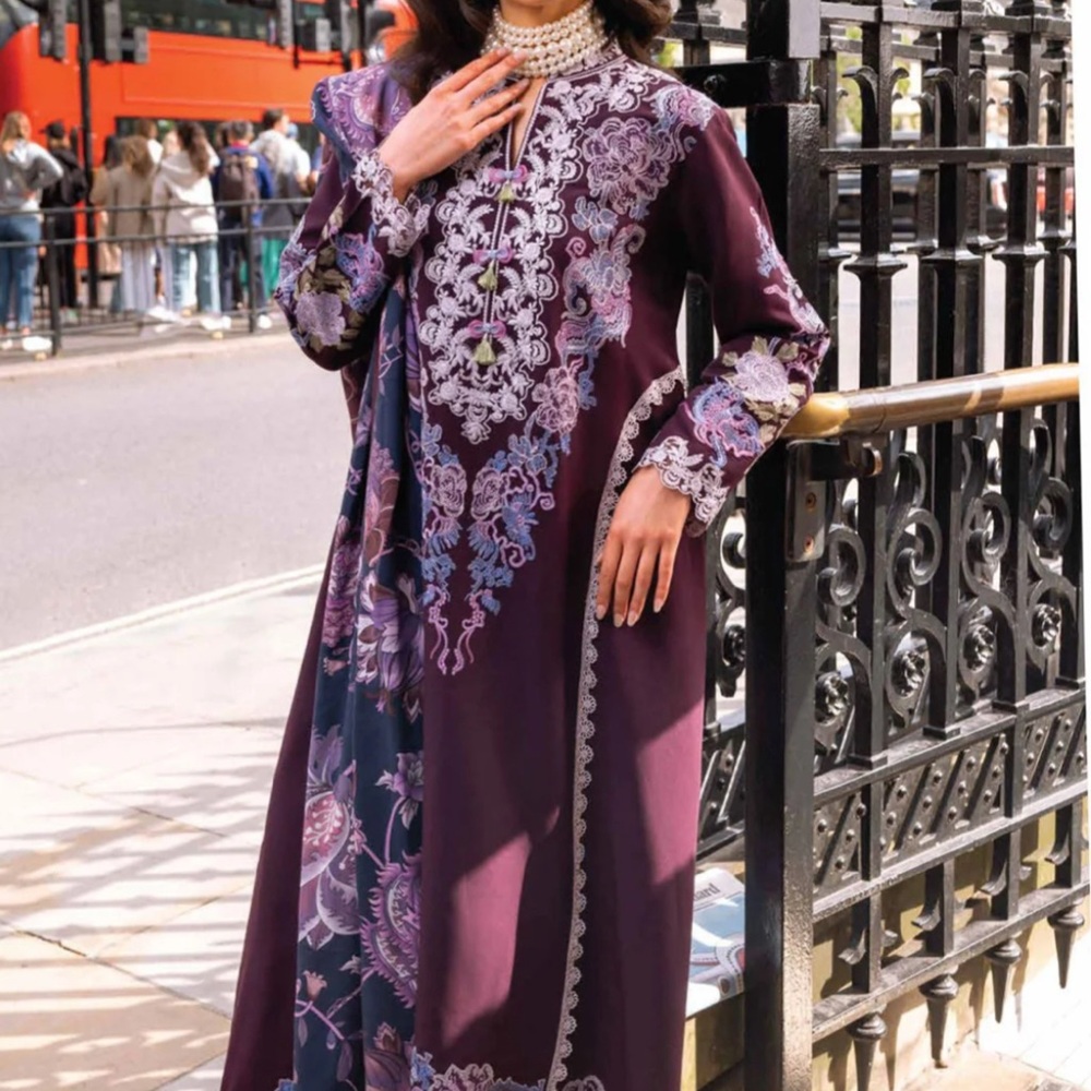 Pakistani brand new 3 piece full embroidery winter dress size large